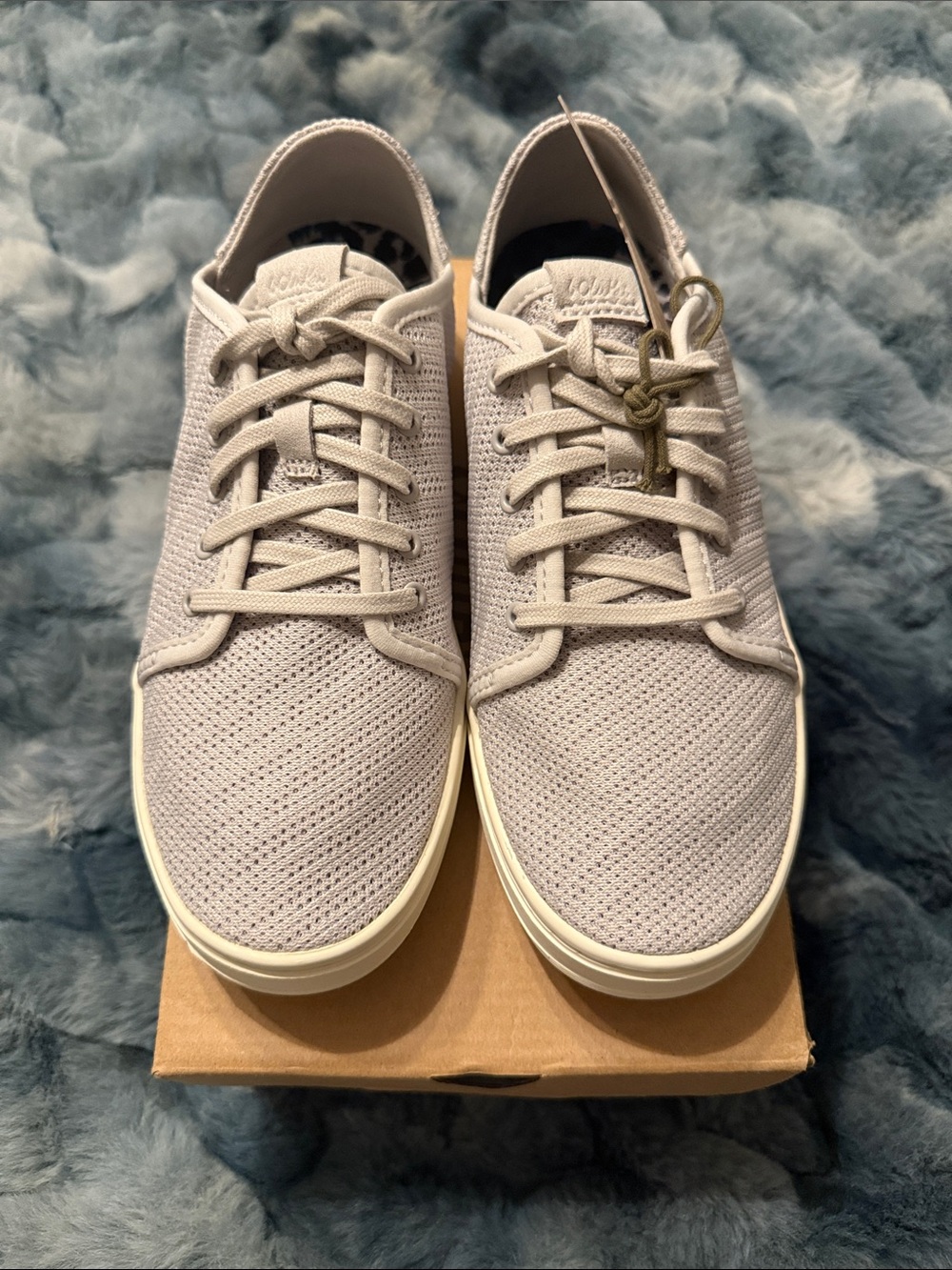 OluKai Pehuea Li Light Gray Knit Low-Top Sneakers